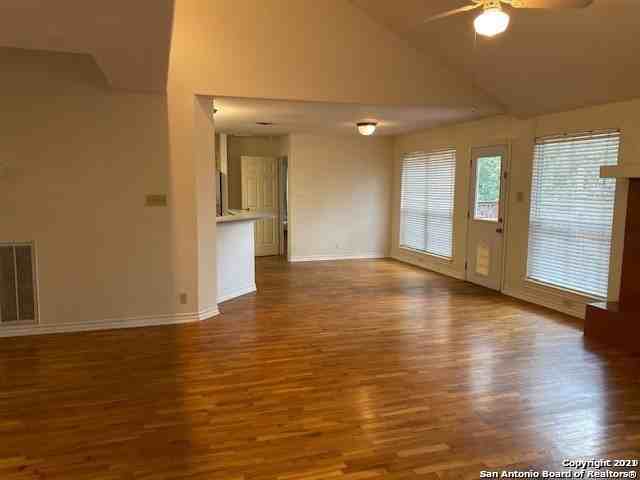 1907 Summerwood Drive - Photo 5 of 15