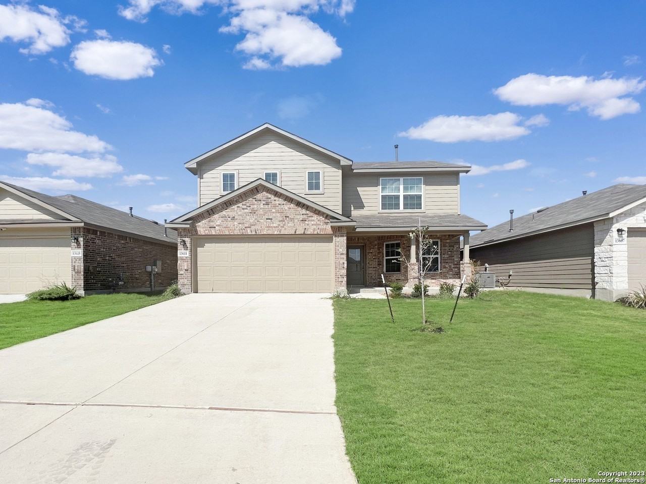 13611 Boothe Grove - Photo 2 of 28