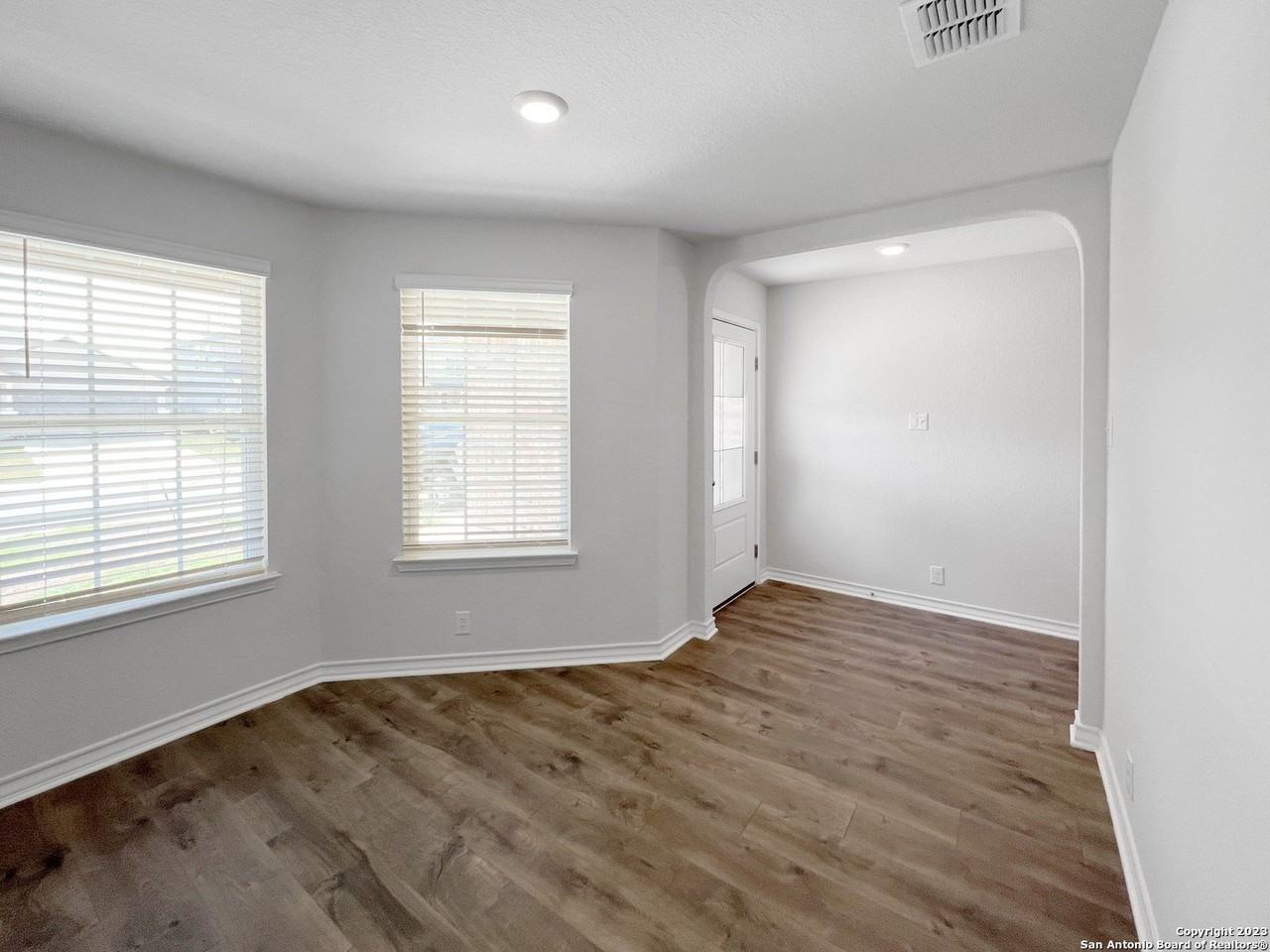 13611 Boothe Grove - Photo 5 of 28