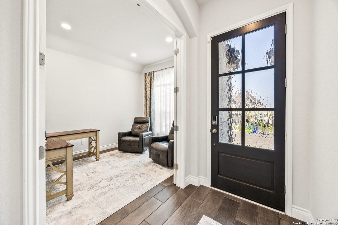 2108 Calate Rdg - Photo 6 of 25