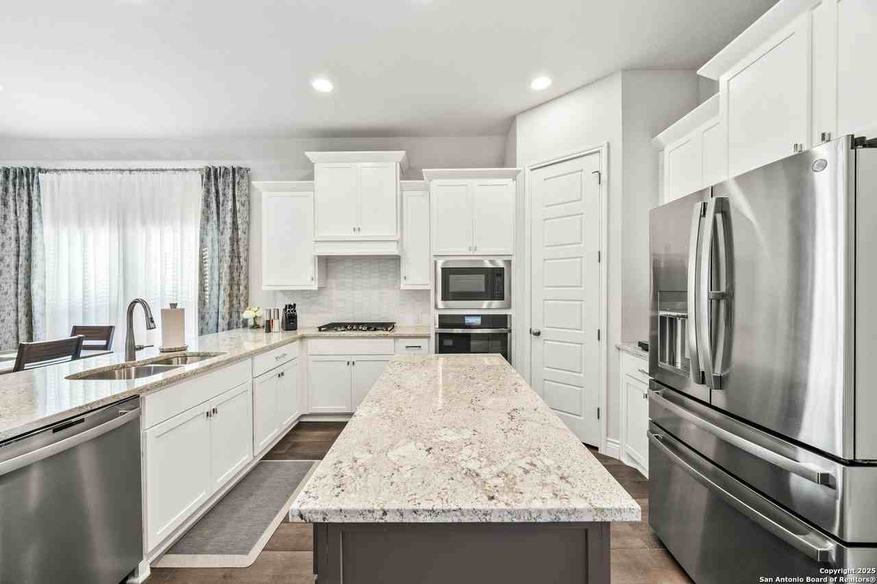 2108 Calate Rdg - Photo 7 of 25