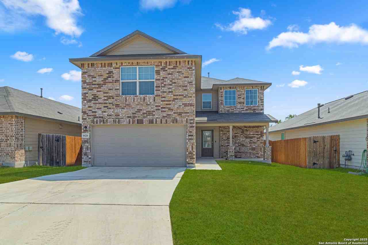 6426 Staccato Staff - Photo 2 of 35