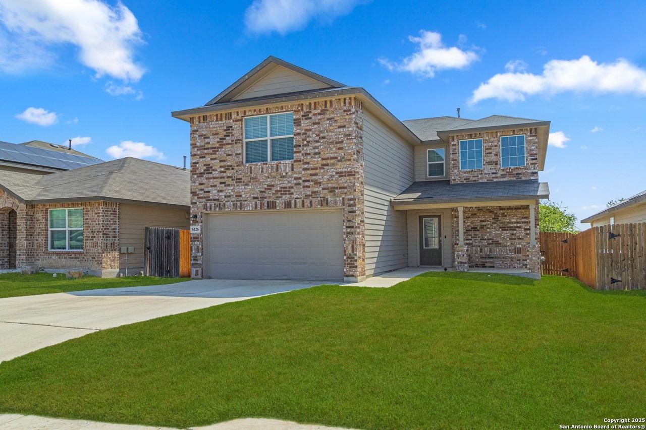 6426 Staccato Staff - Photo 3 of 35