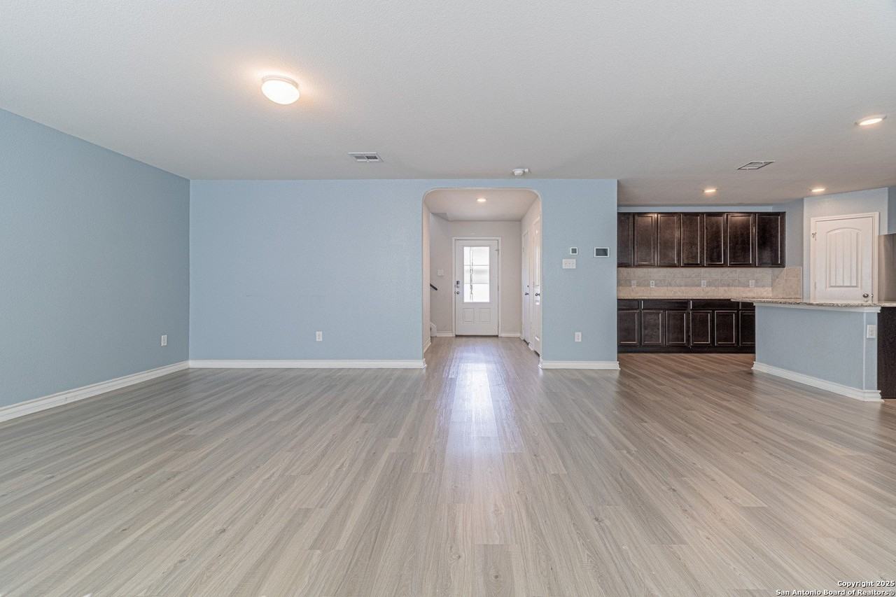 6426 Staccato Staff - Photo 4 of 35