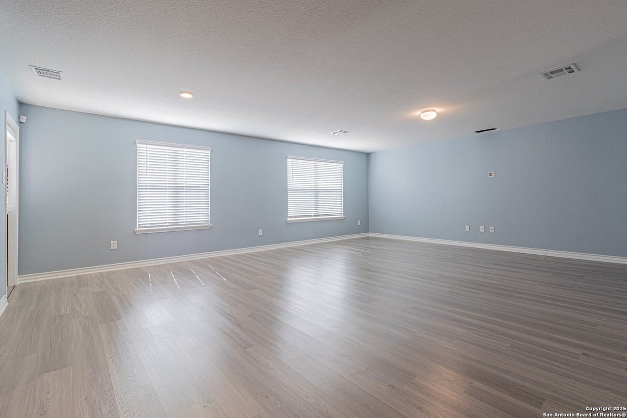 6426 Staccato Staff - Photo 6 of 35