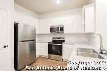 10206 Lynwood Village #102 - Photo 6 of 18