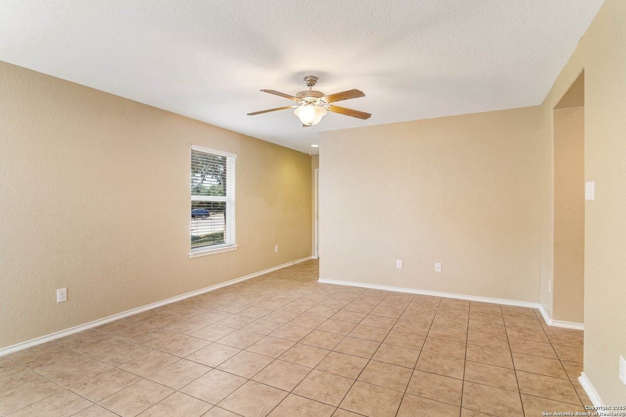 938 Spello Circle - Photo 7 of 23