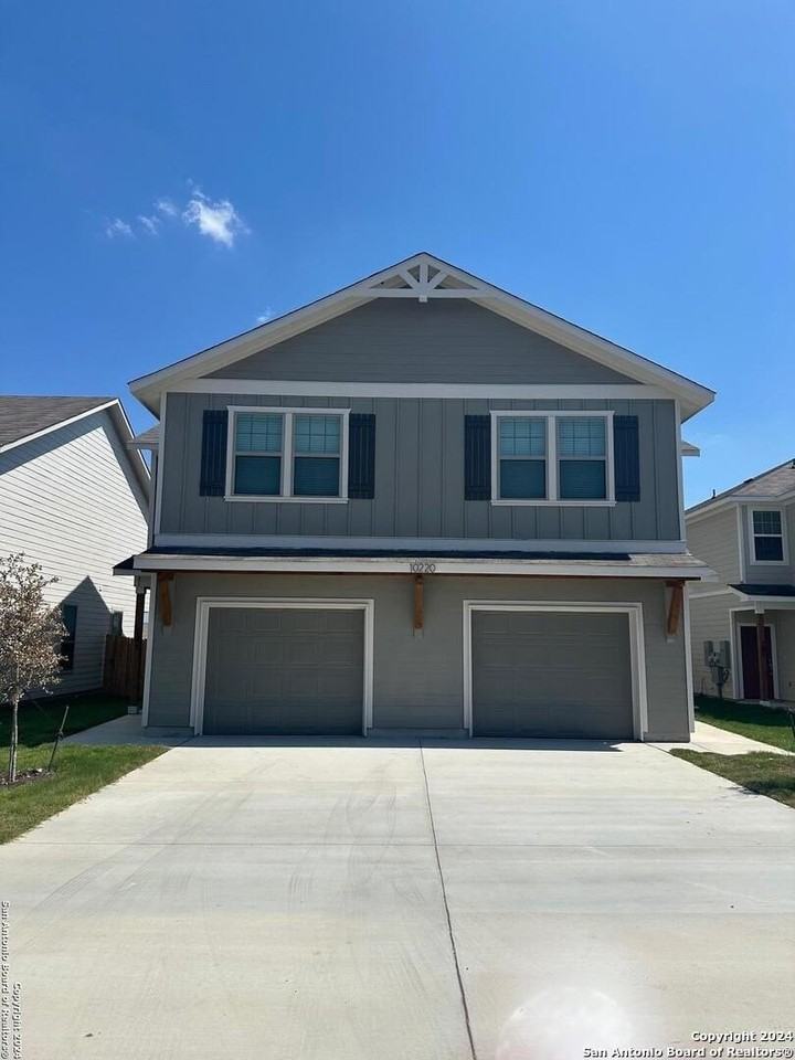 10220 Eaglewood Pass #101