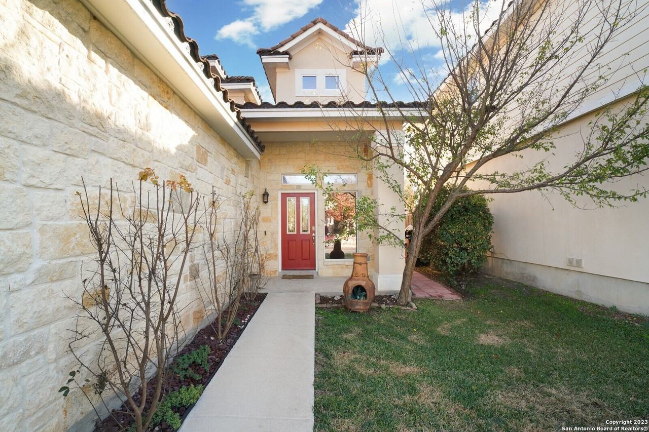 1354 Crown Brk - Photo 4 of 25