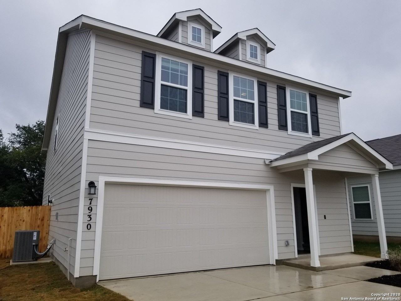 7930 Oak Meadows Bend - Photo 2 of 20