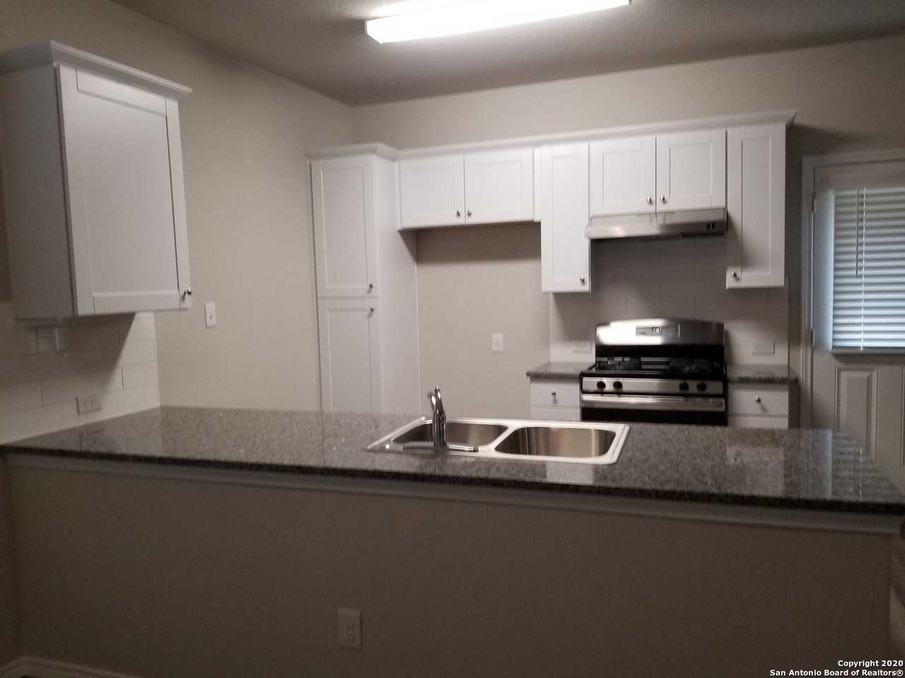 7930 Oak Meadows Bend - Photo 7 of 20