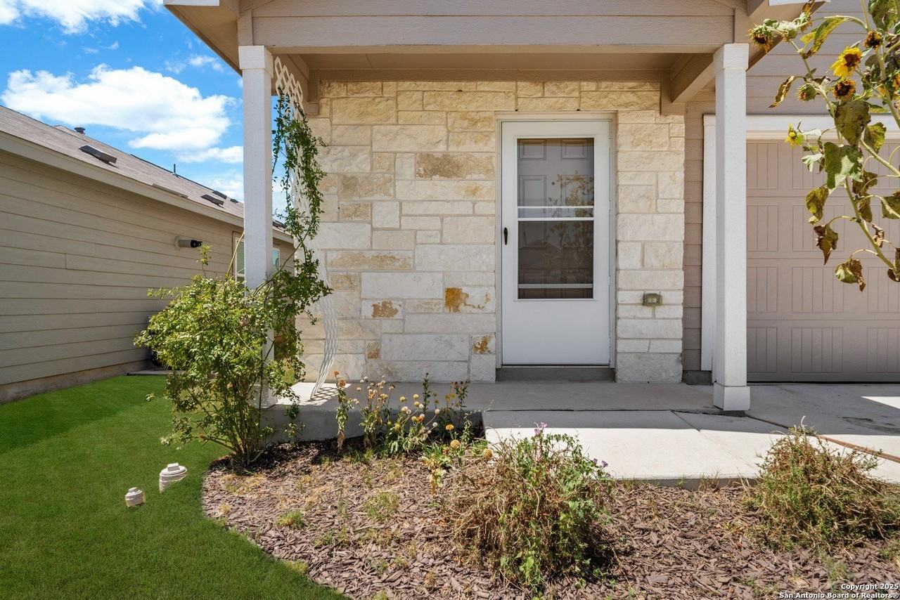 10716 Sweepback Trail - Photo 2 of 26