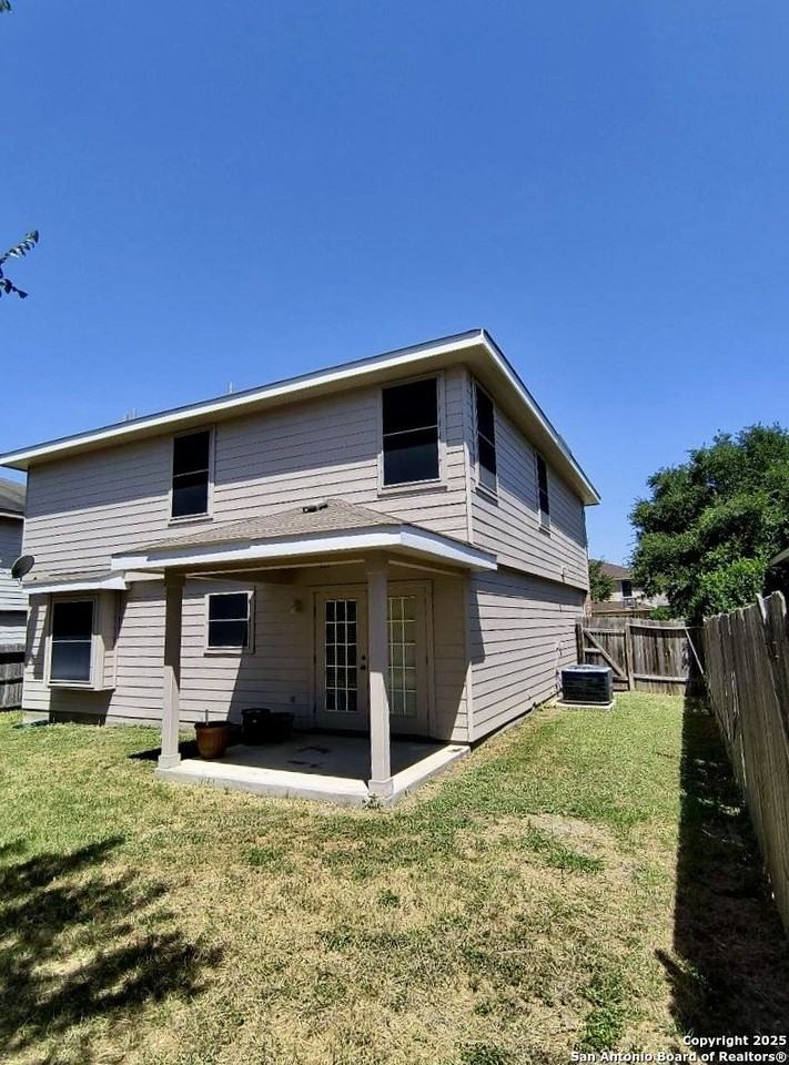 10316 Artesia Wls - Photo 3 of 12