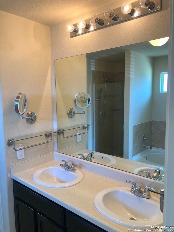 6007 Red Rose - Photo 7 of 14