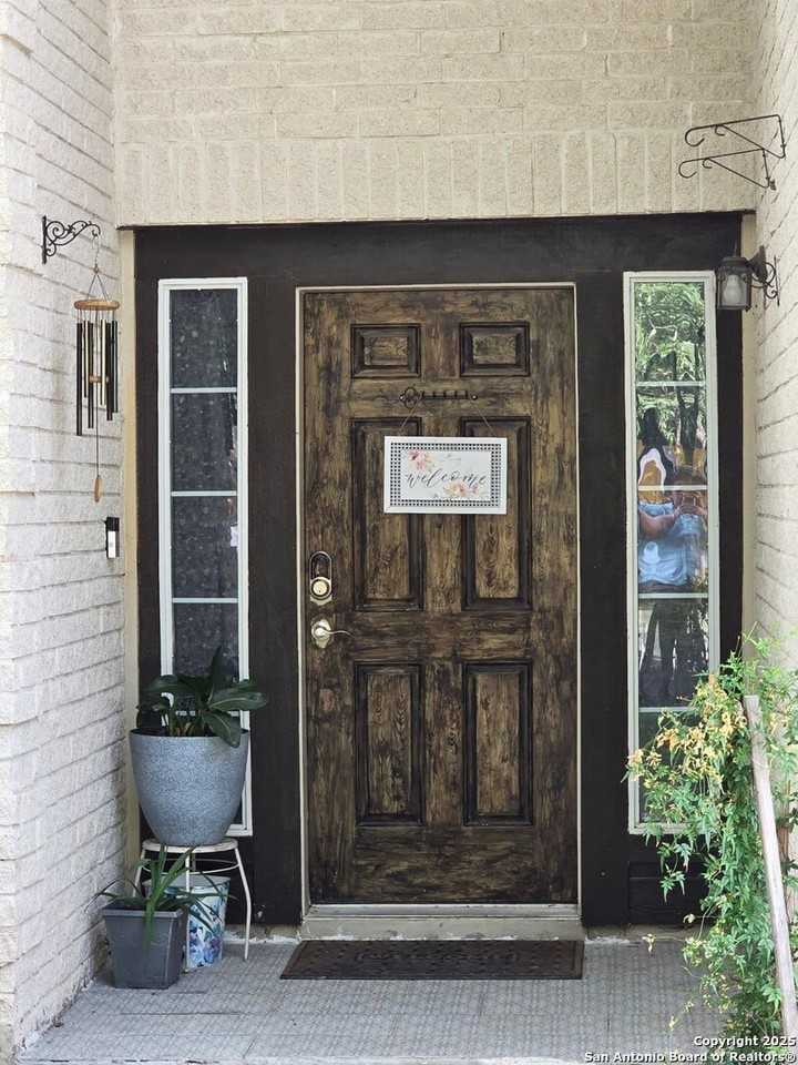 14016 Auberry Dr - Photo 2 of 18