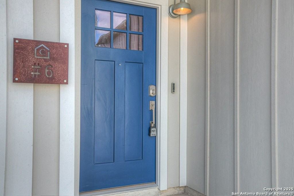 1511 E Sandalwood Ln Unit 6 #6 - Photo 4 of 49