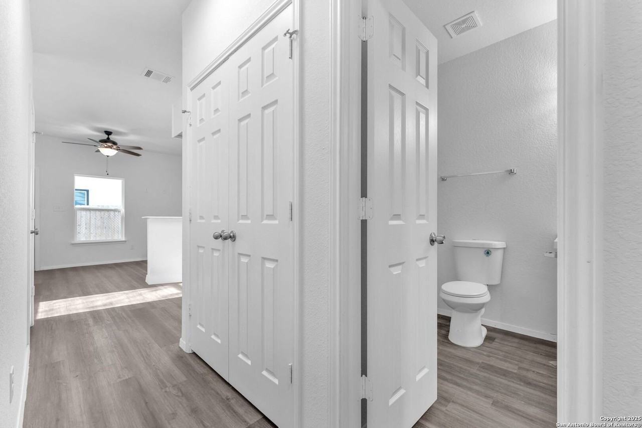 3007 Mcarthur Ave - Photo 7 of 23