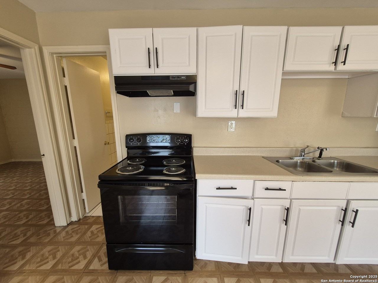 1016 Blanco Road #203 - Photo 6 of 12