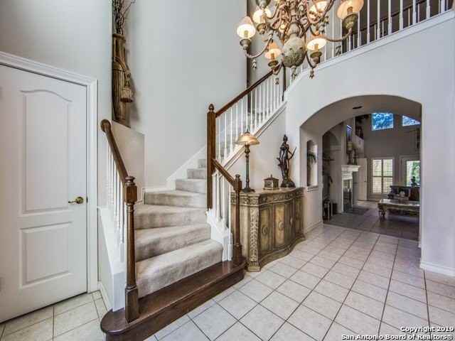 643 Hillsong - Photo 3 of 25