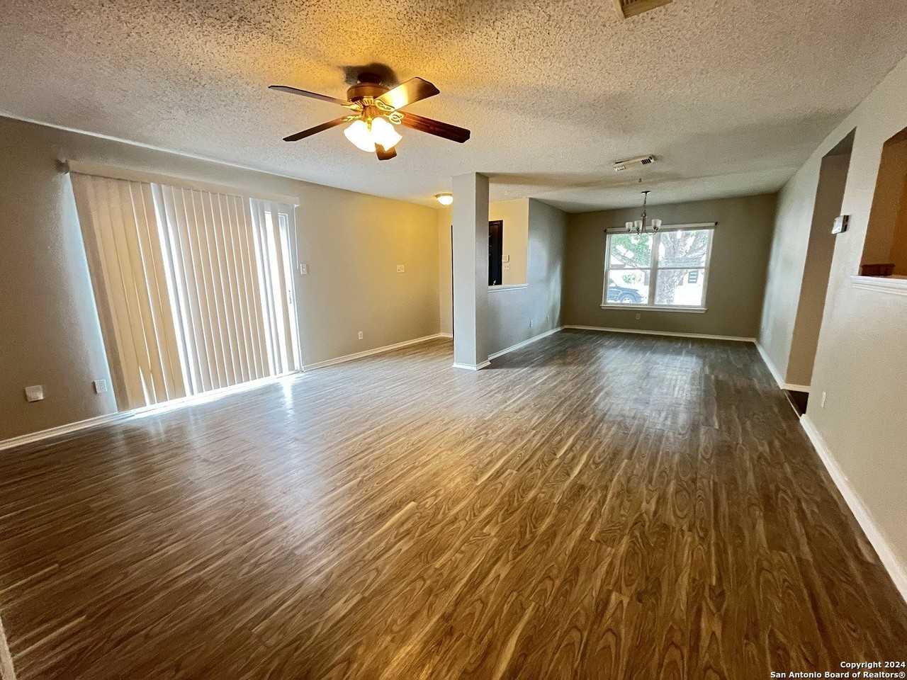 8343 Morning Grove - Photo 4 of 15