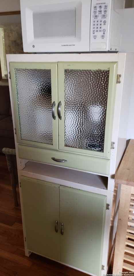 2318 West Olmos Drive - Photo 5 of 13