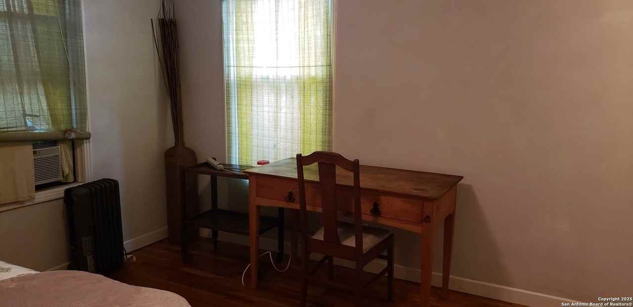 2318 West Olmos Drive - Photo 7 of 13