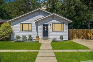 915 915 Gramercy - Photo 1 of 1