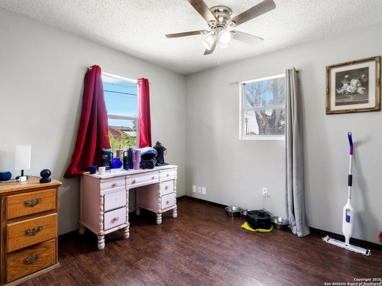 142 Jean St - Photo 6 of 23