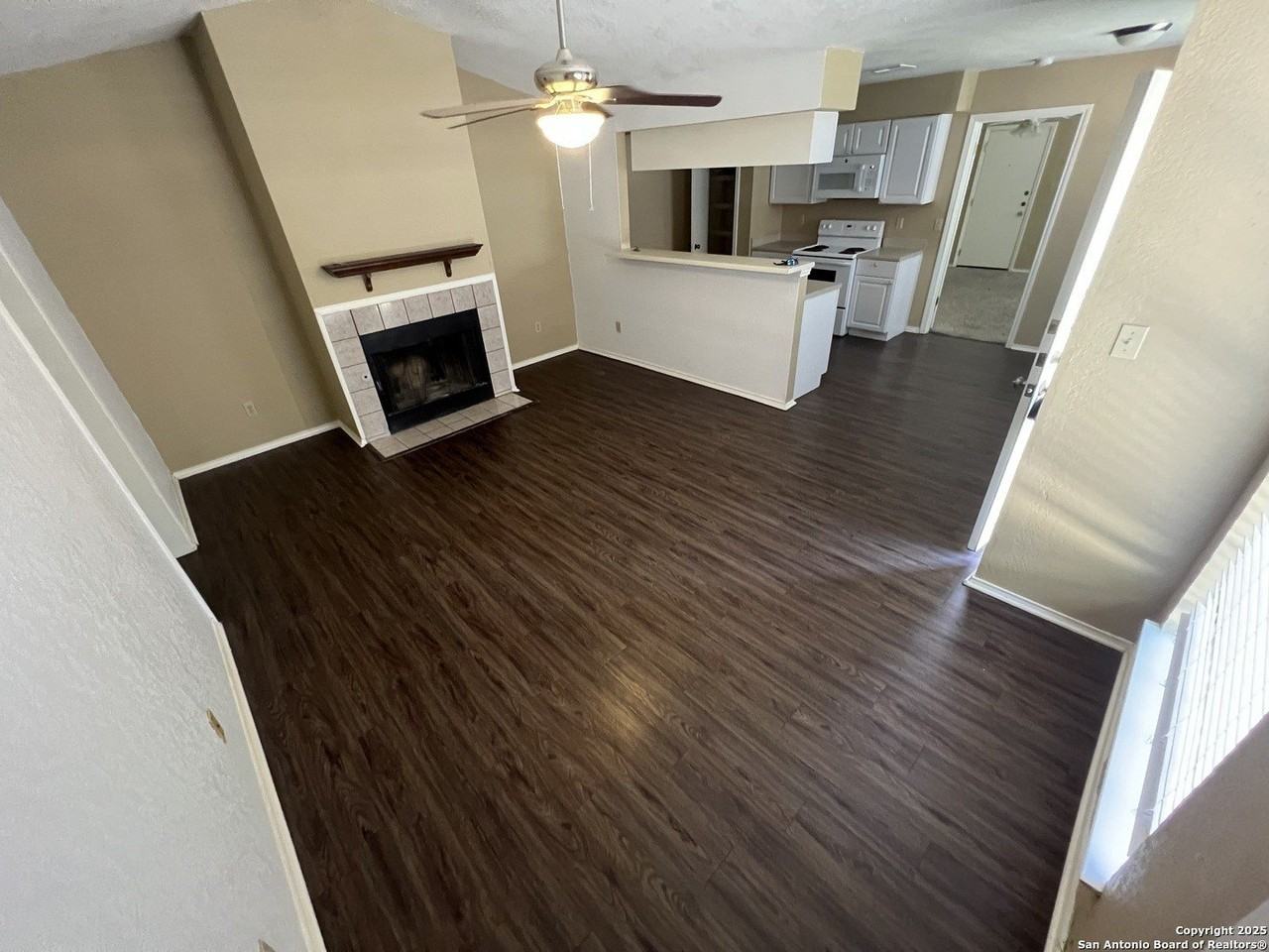 14420 Woods Hole Dr - Photo 2 of 14