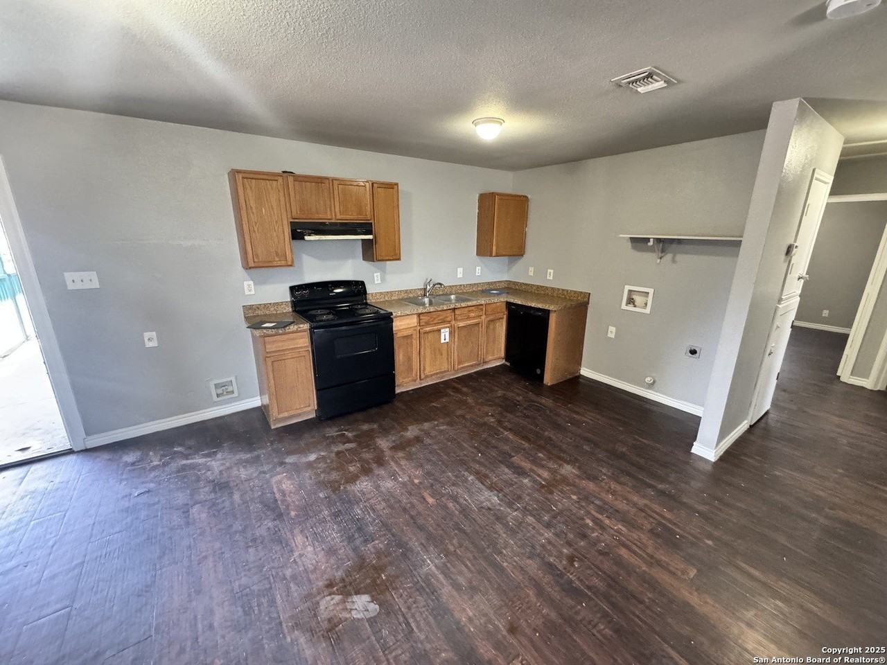 830 West Hutchins Place #11 - Photo 2 of 11