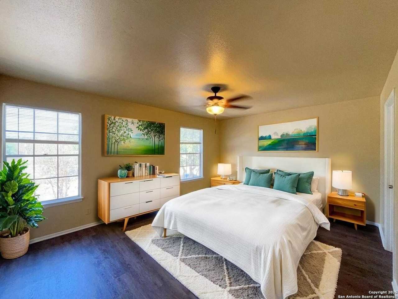 14409 Brook Hollow Blvd - Photo 5 of 40