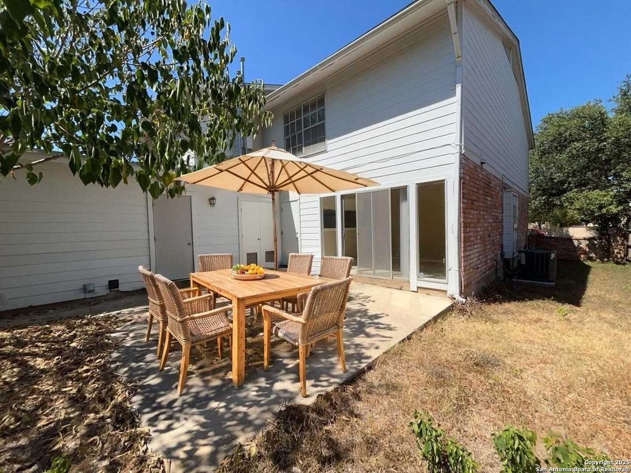 14409 Brook Hollow Blvd - Photo 6 of 40