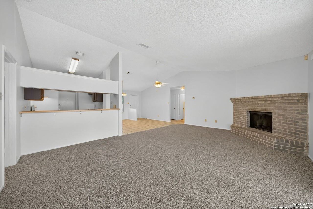 7263 Enchanted Flame St - Photo 6 of 25