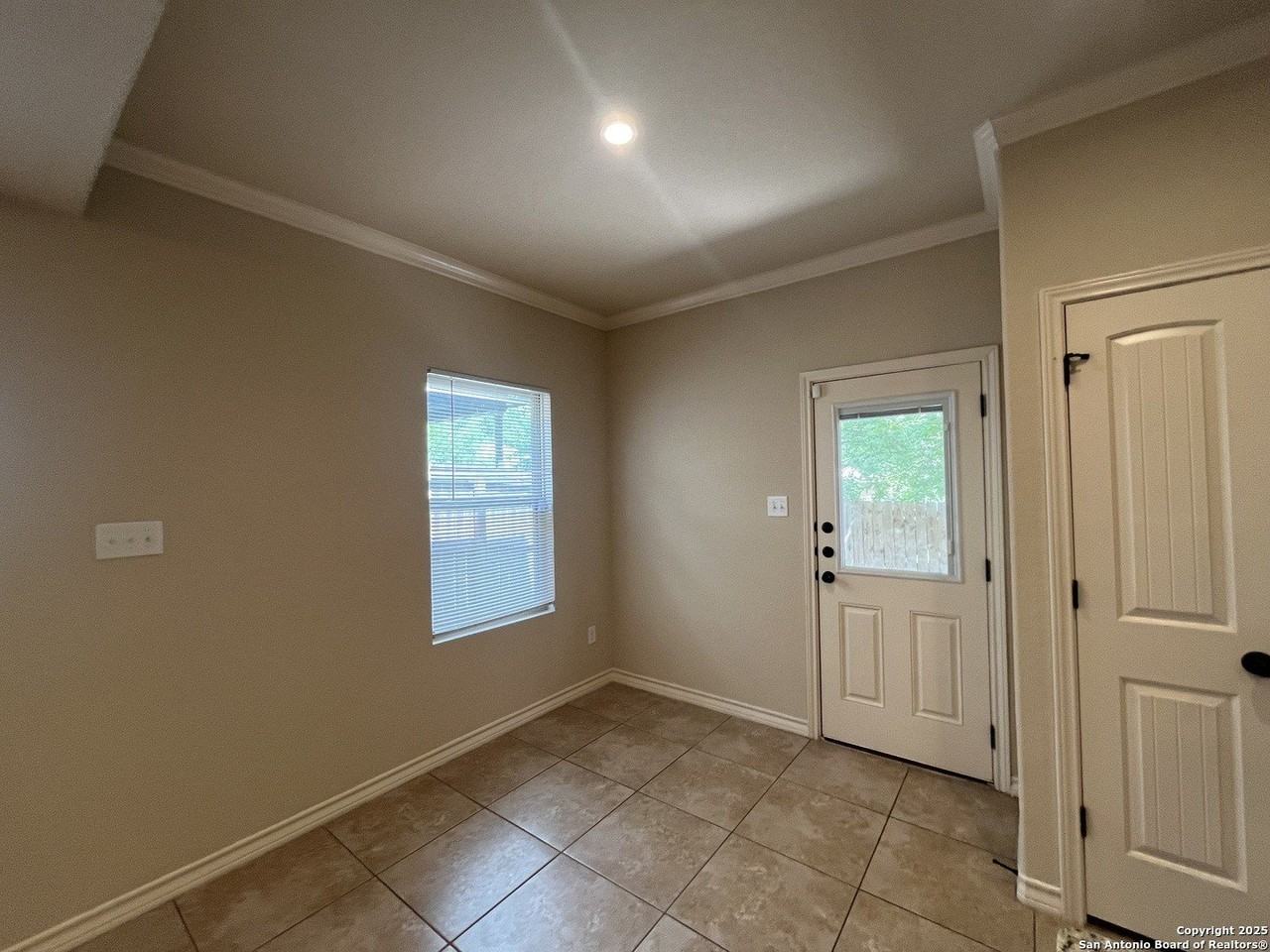 6854 Lakeview Drive #101 - Photo 6 of 26