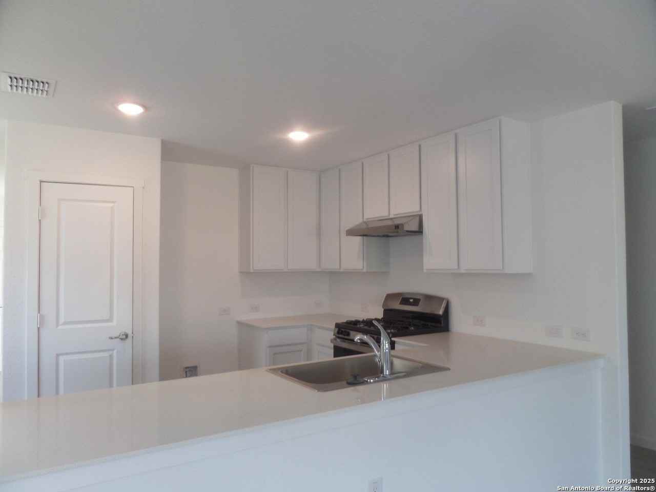 10646 Vesta Curv - Photo 2 of 12