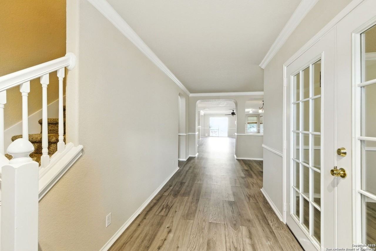 506 Leafy Rdg - Photo 4 of 48