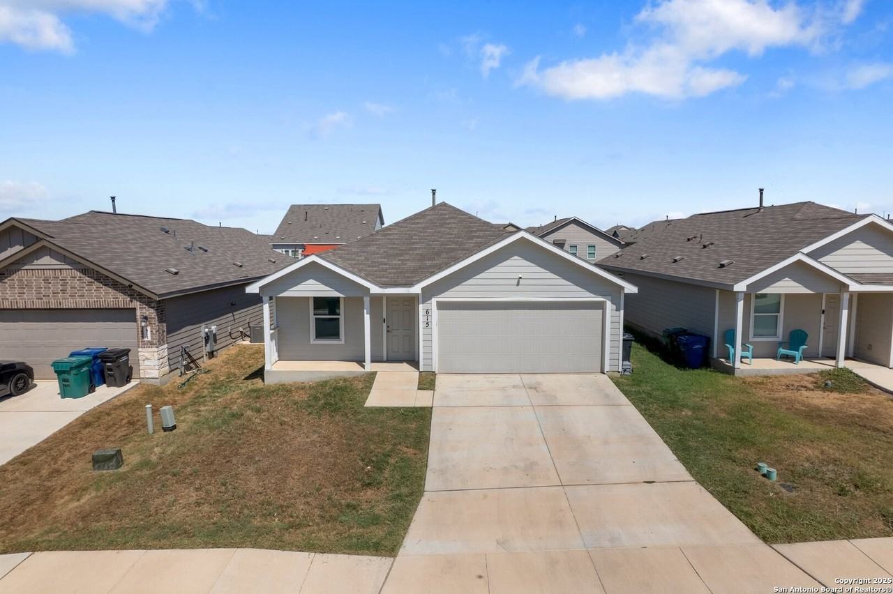 615 Bean Bnd - Photo 6 of 30