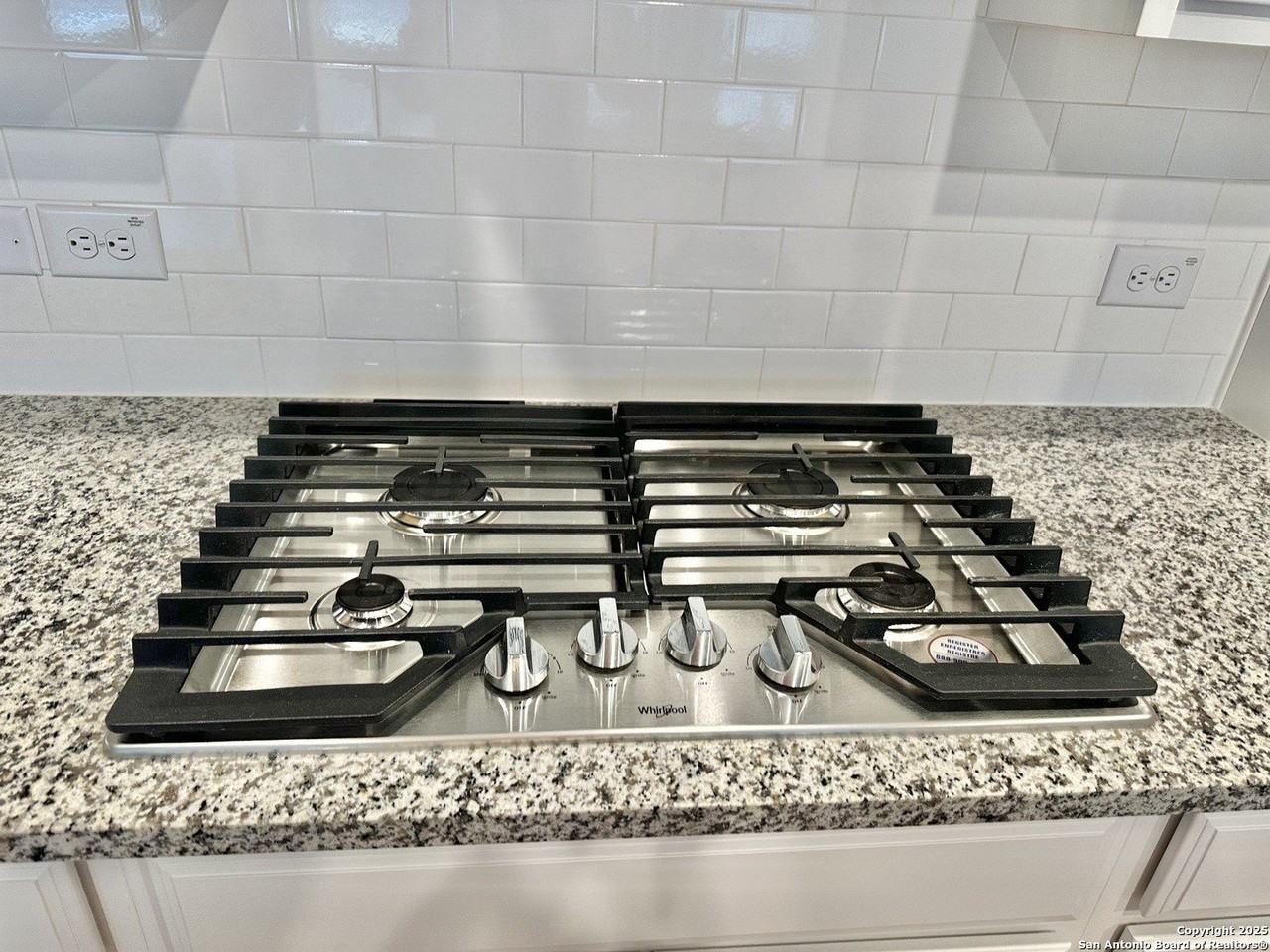 1519 Argon Way - Photo 5 of 26