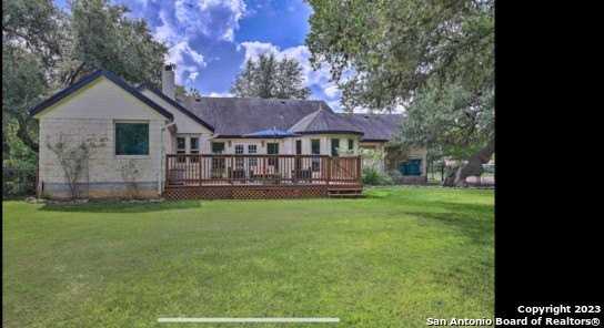 116 East Evergreen Street - Photo 2 of 34