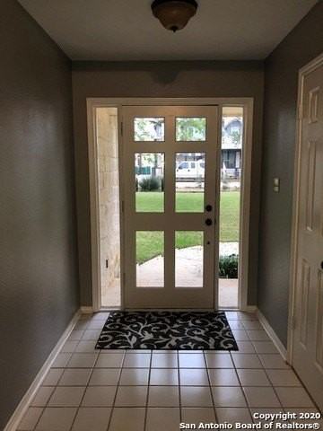 116 East Evergreen Street - Photo 4 of 34