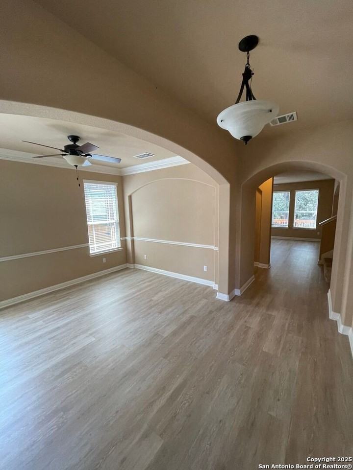 6221 Antigo Lane - Photo 4 of 28