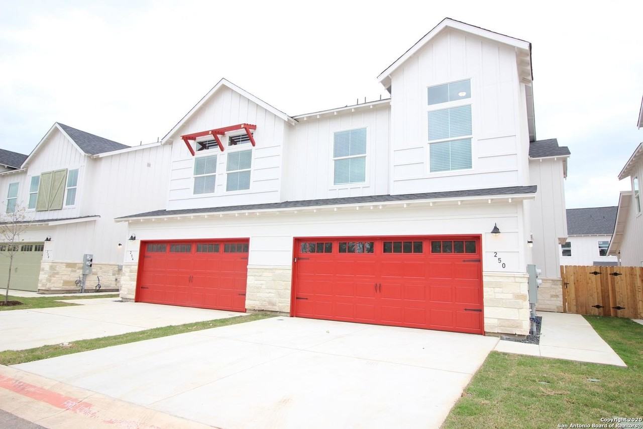 250 Topaz - Photo 2 of 20