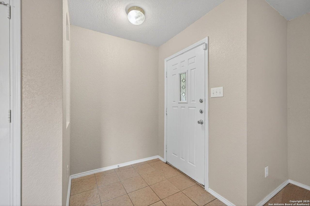 7810 Liberty Horse - Photo 5 of 32