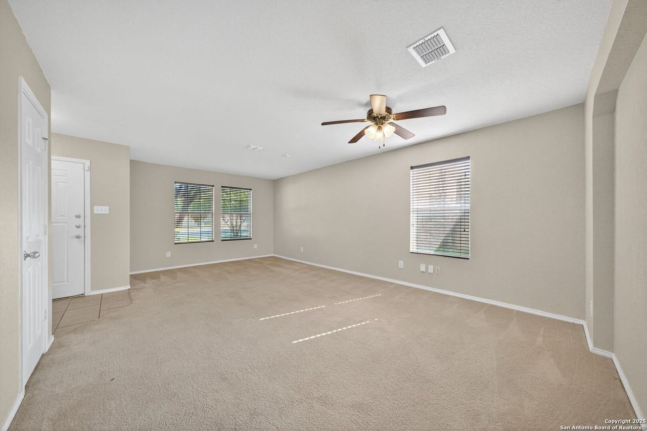 7810 Liberty Horse - Photo 7 of 32