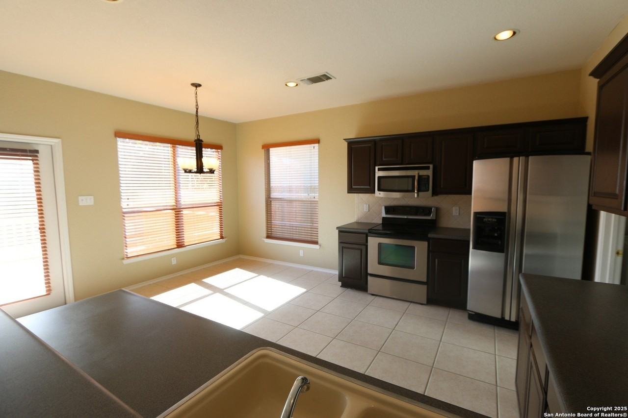 25522 Echo Spgs - Photo 5 of 17