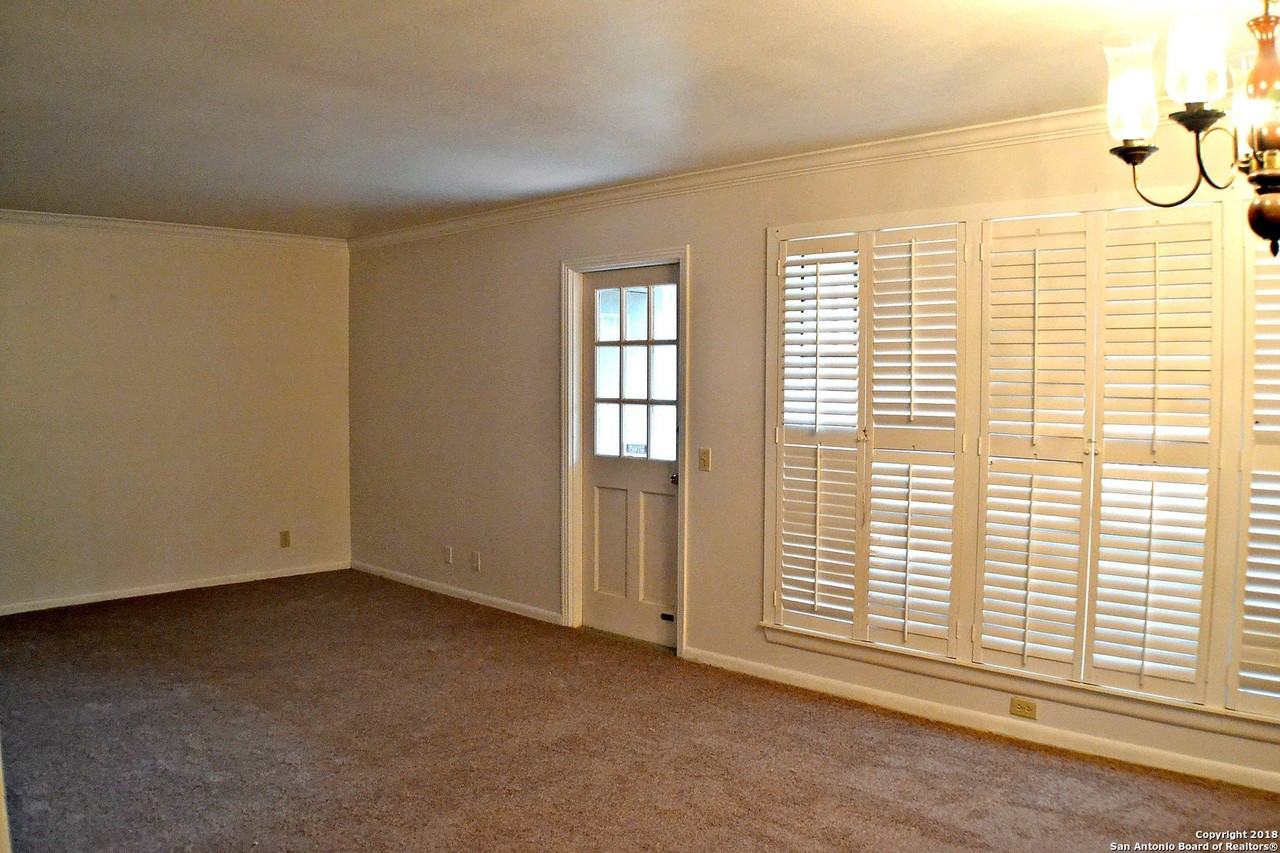 165 West Rampart Drive #704 - Photo 4 of 18