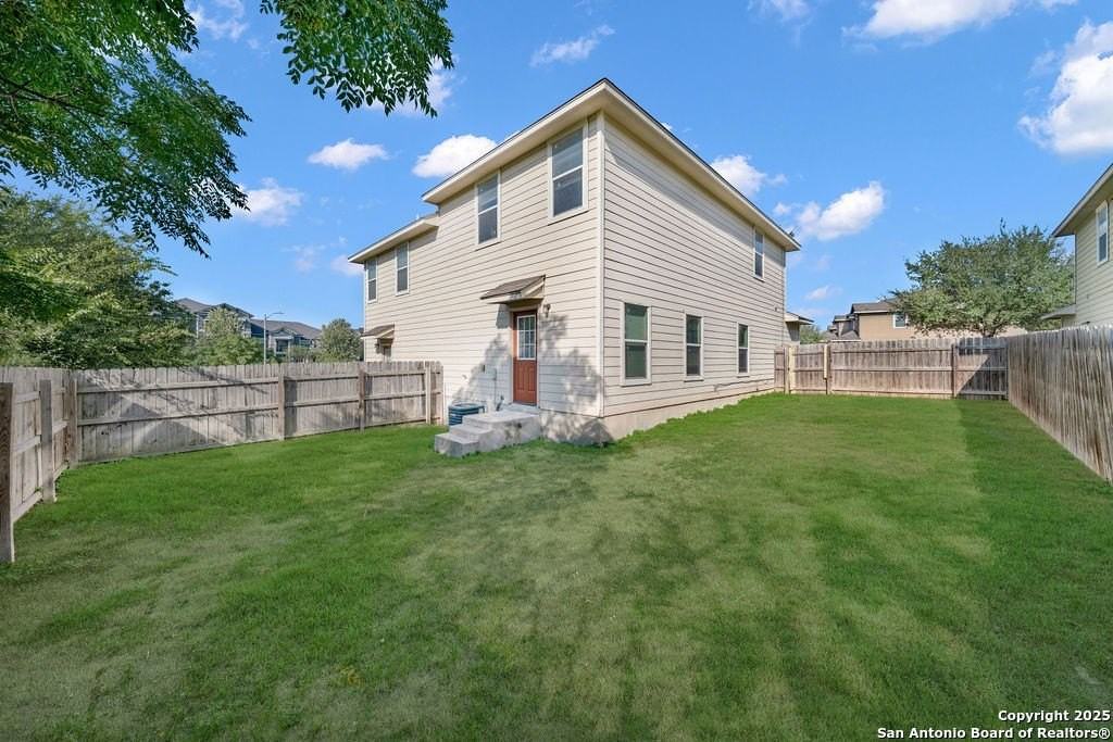 4806 Appleseed Court - Photo 3 of 16