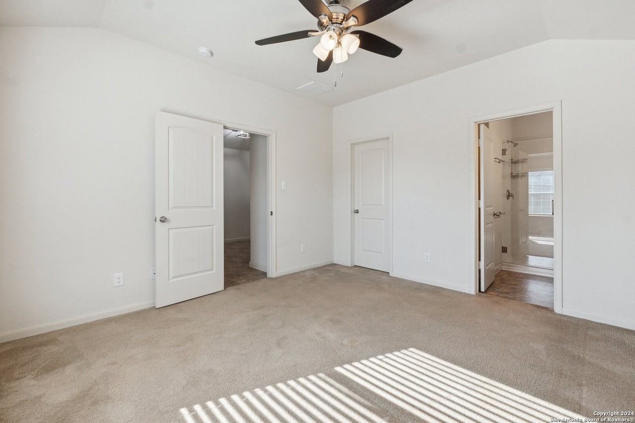 492 Magnolia Wind - Photo 5 of 14