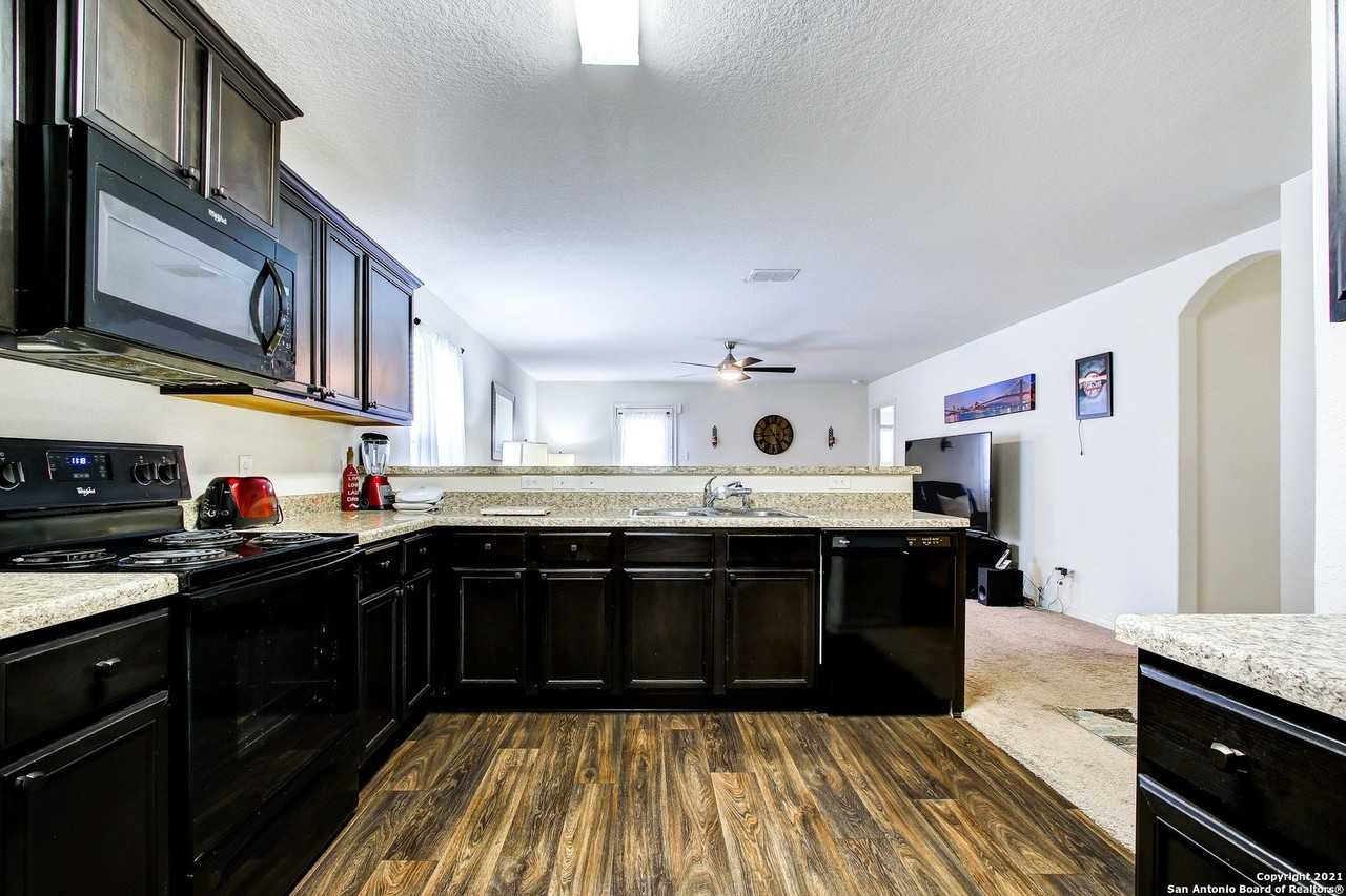 6135 San Antonio - Photo 7 of 22