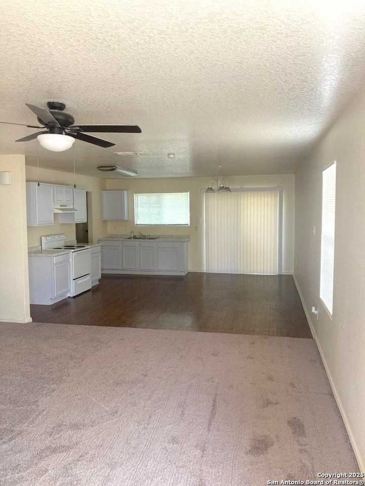 9919 Amber Breeze - Photo 2 of 5